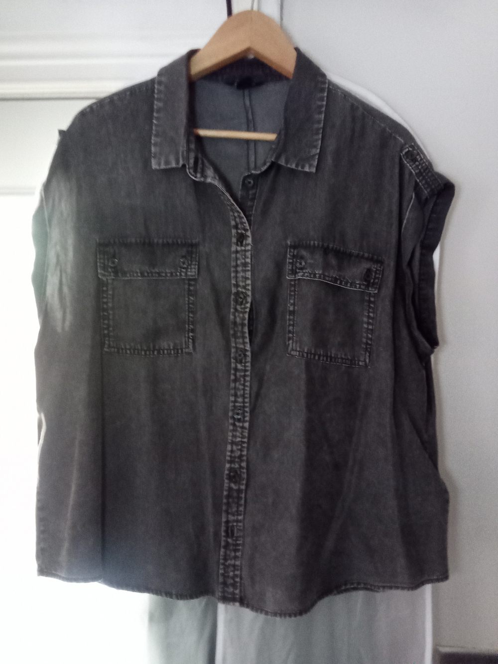Buffalo David Bitton Washed Black Sleeveless Button-Down Shirt